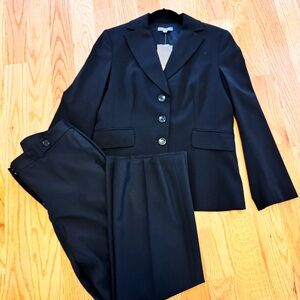 NWT LOFT Two Piece Blazer / Pants Set - 12P